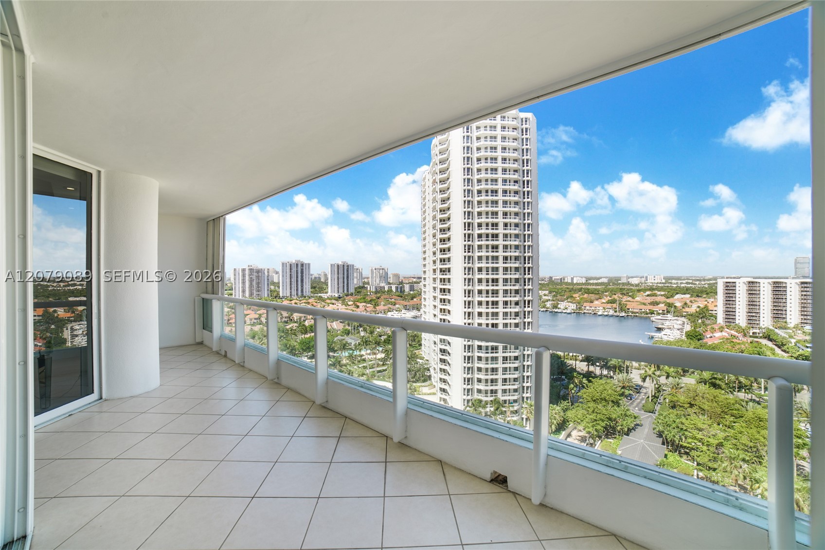 21150 Point Pl #3004, Aventura FL 33180