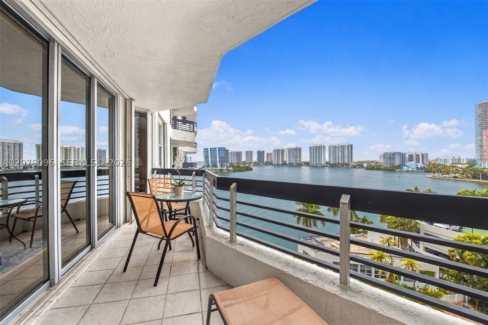 3600 Mystic Pointe Dr #903, Aventura FL 33180