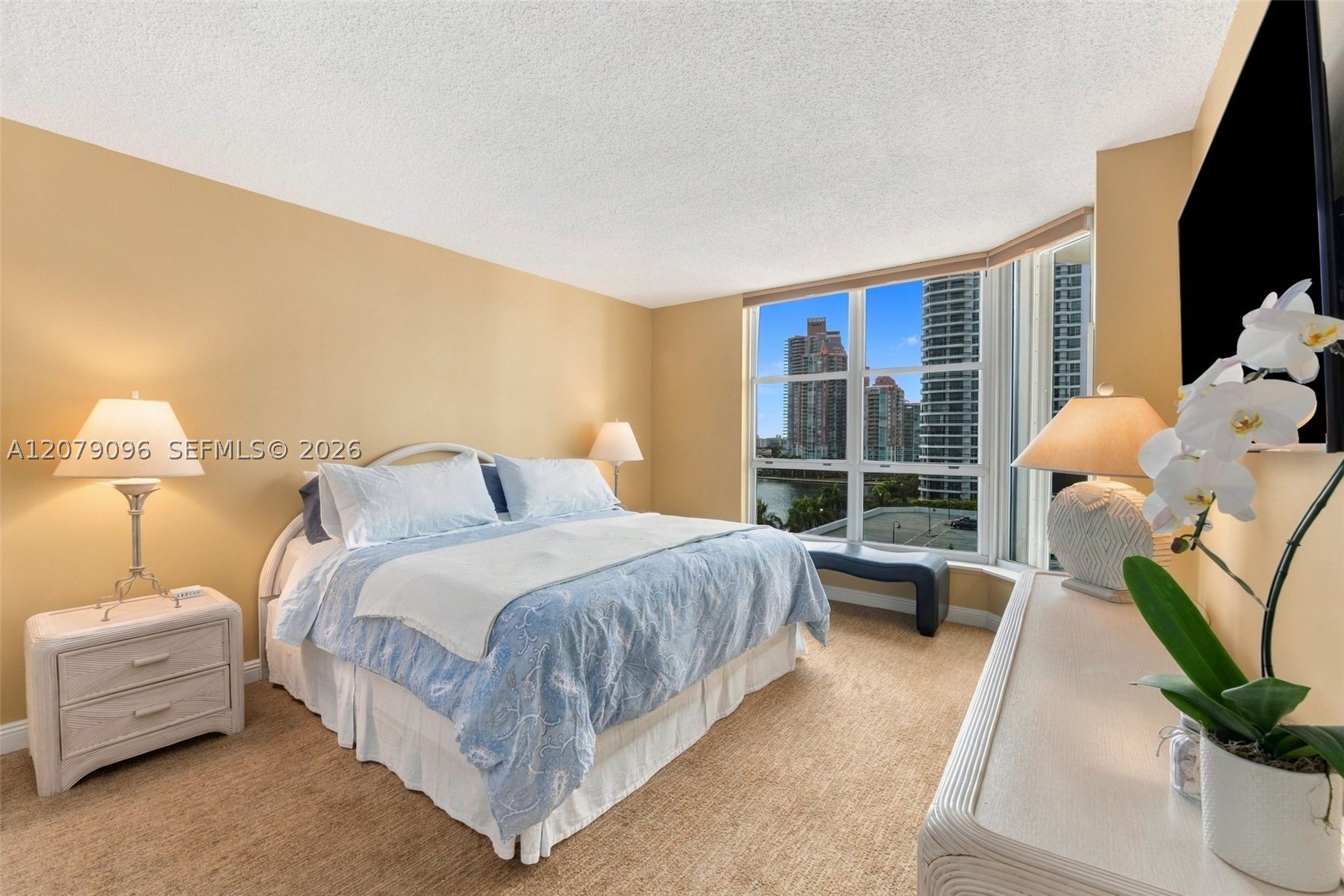 3600 Mystic Pointe Dr #903, Aventura FL 33180
