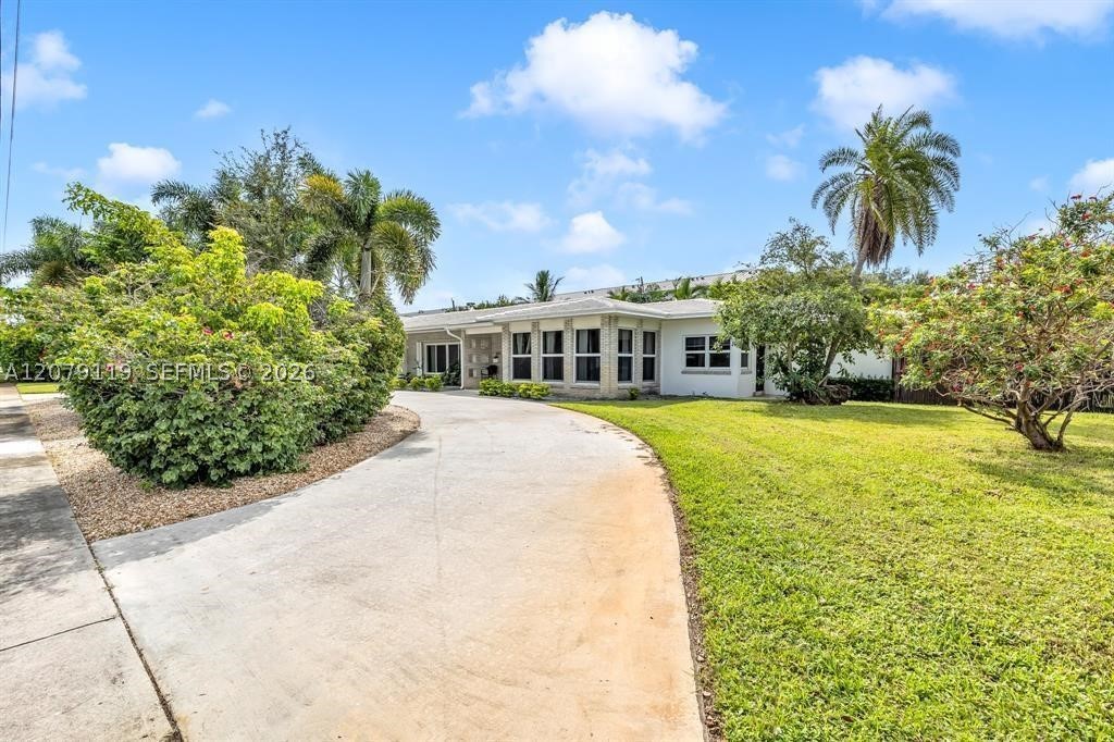 400 NE 2nd St #1, Pompano Beach FL 33060