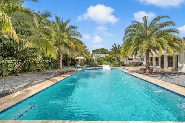 400 NE 2nd St #1, Pompano Beach FL 33060
