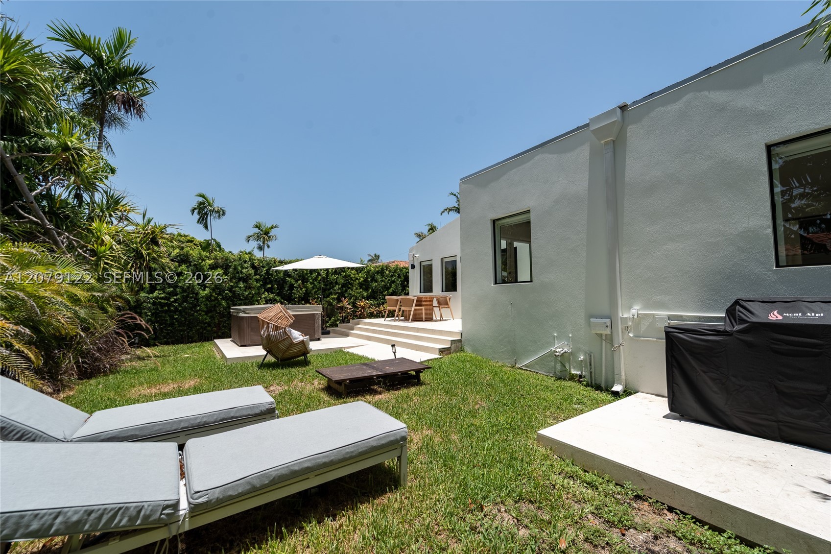 8926 Emerson Ave, Surfside FL 33154