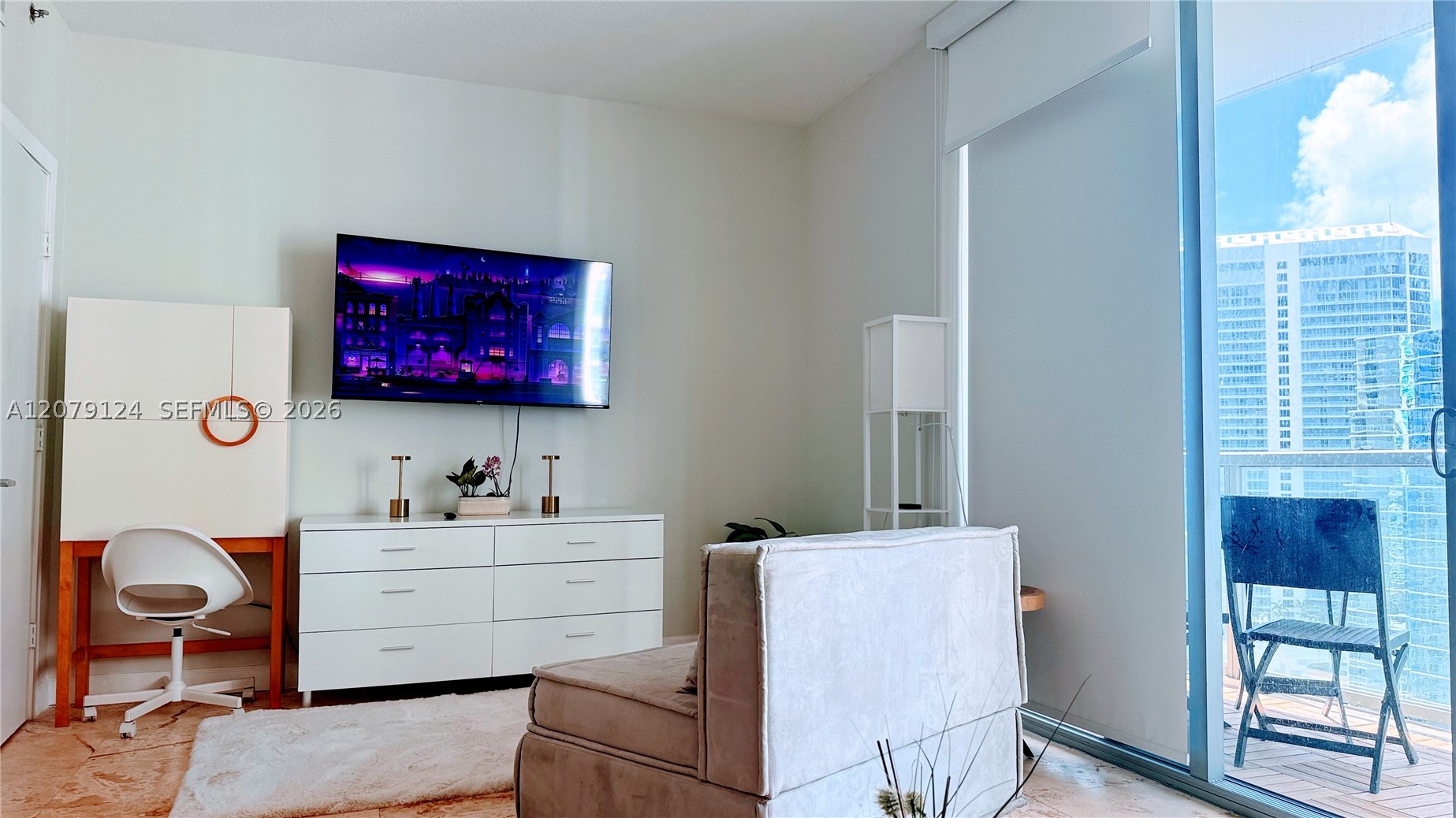 1060 Brickell Ave #2709, Miami FL 33131