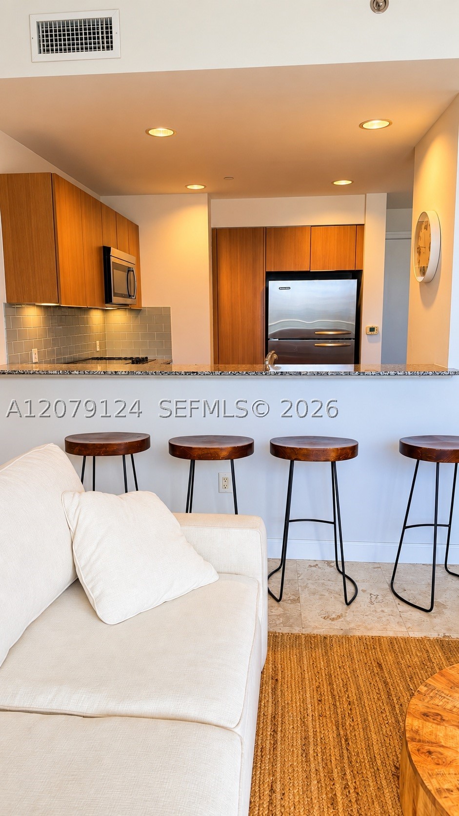 1060 Brickell Ave #2709, Miami FL 33131