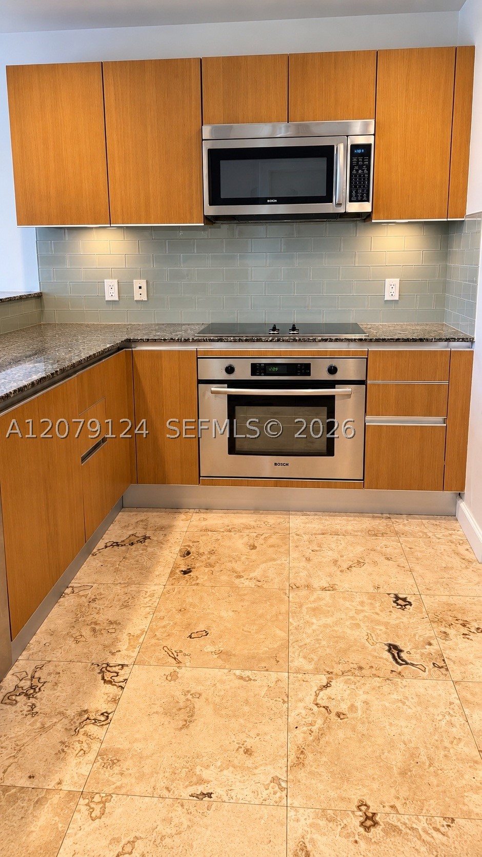 1060 Brickell Ave #2709, Miami FL 33131