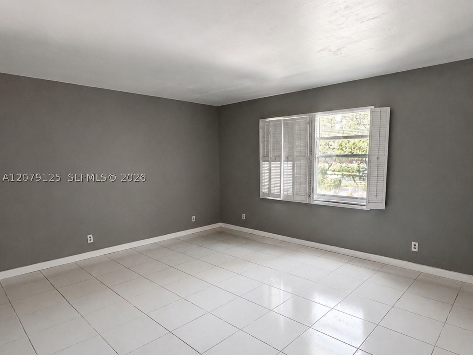 3360 Spanish Moss Ter #204, Lauderhill FL 33319