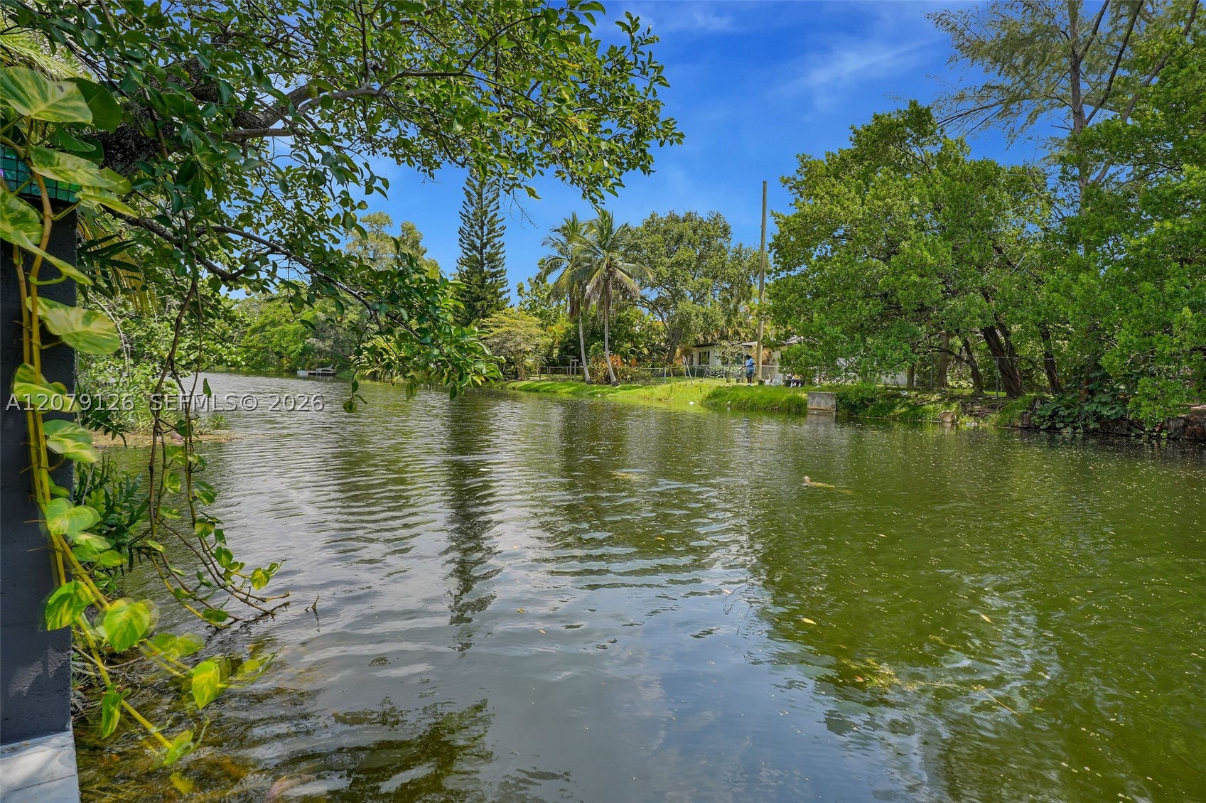 315 NE 122nd St #0, North Miami FL 33161