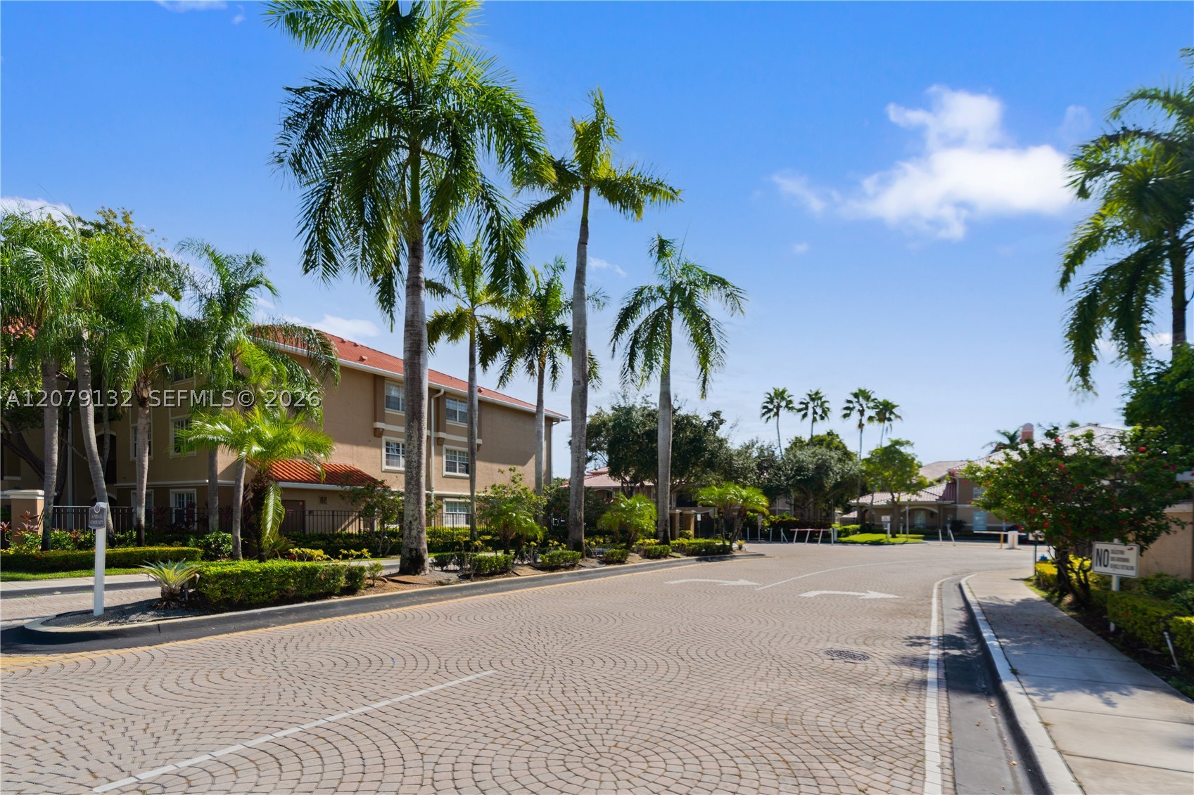 11701 SW 2nd St #5306, Pembroke Pines FL 33025