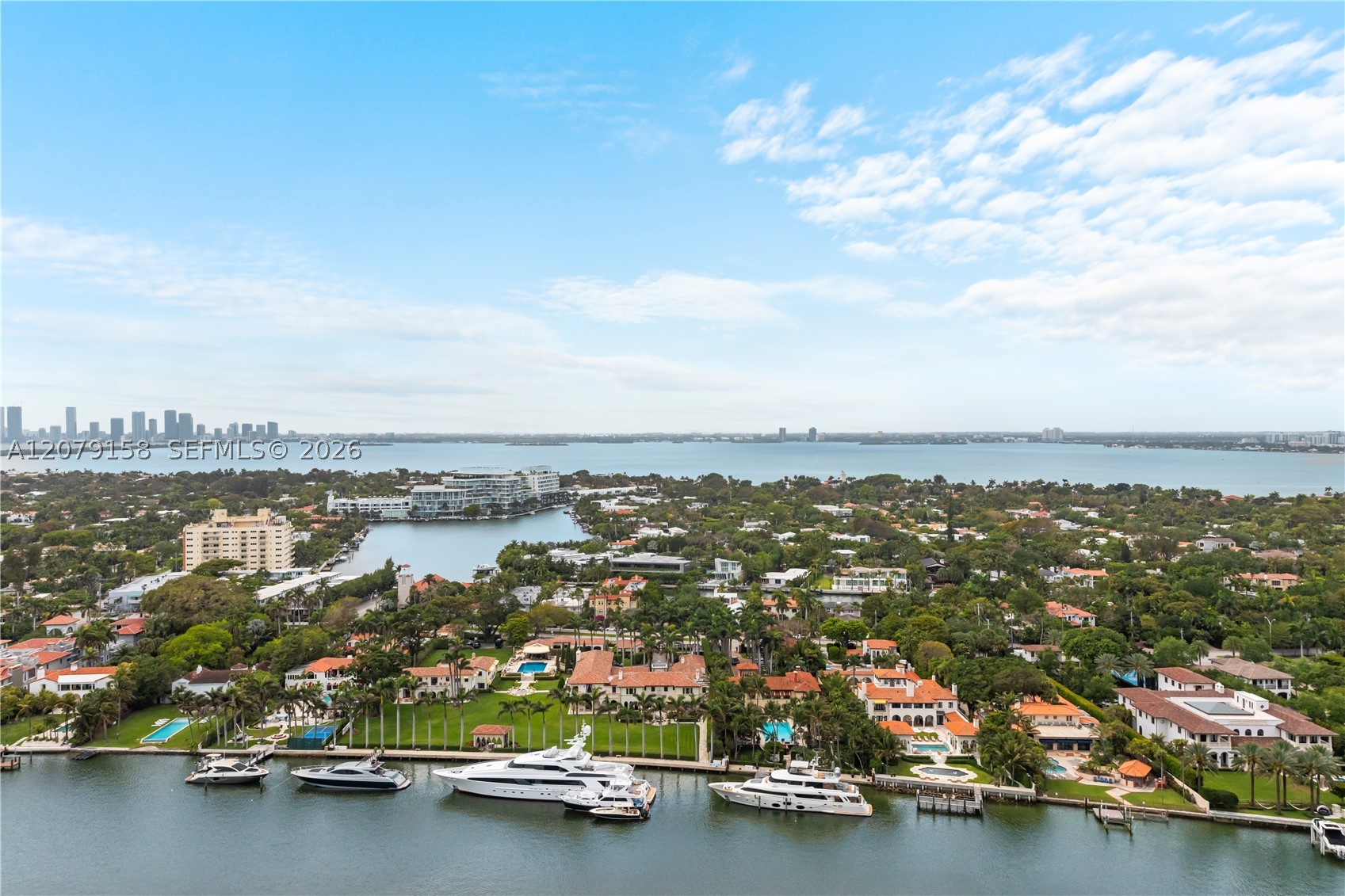 4779 Collins Ave #2707, Miami Beach FL 33140