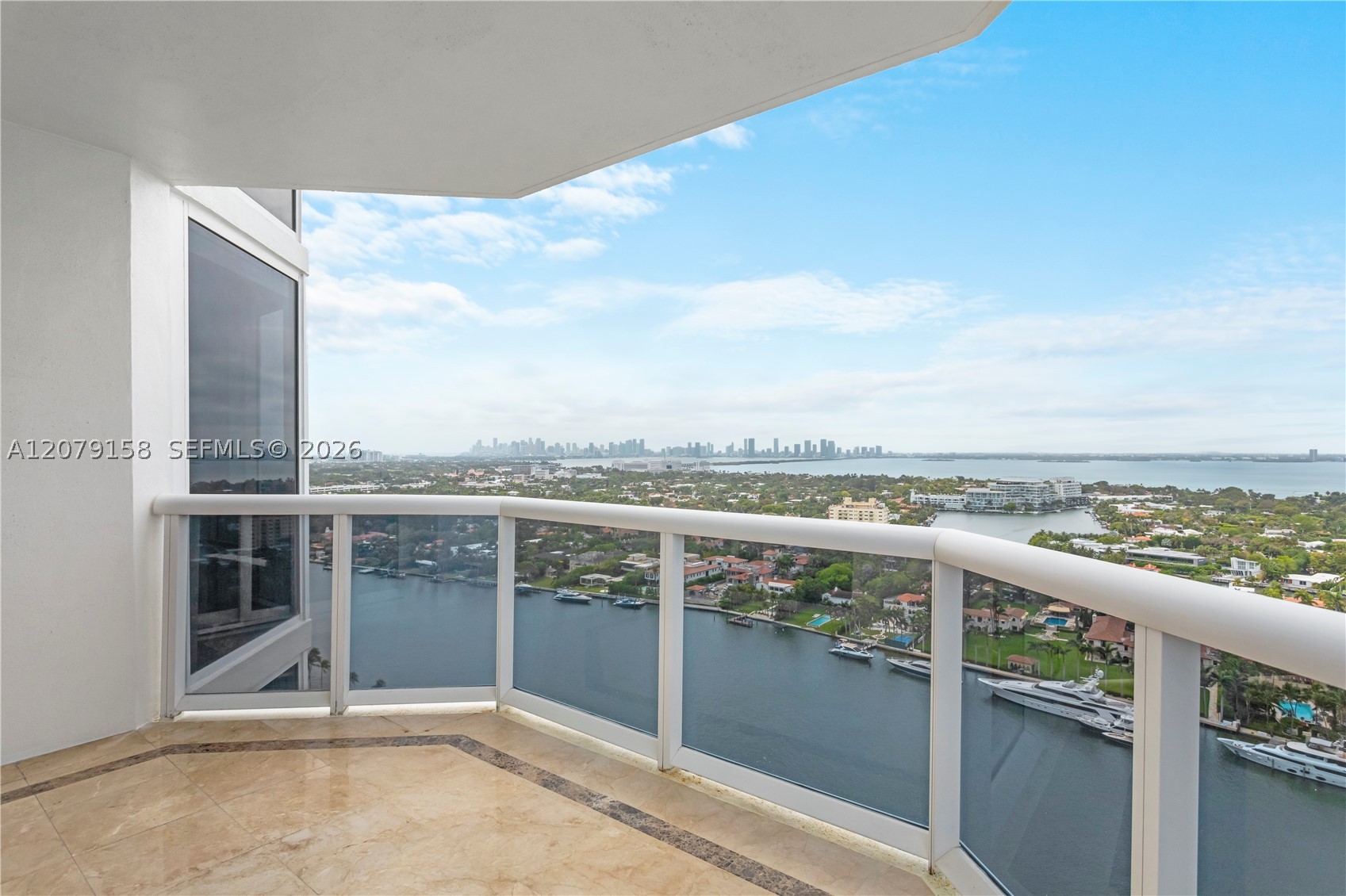 4779 Collins Ave #2707, Miami Beach FL 33140