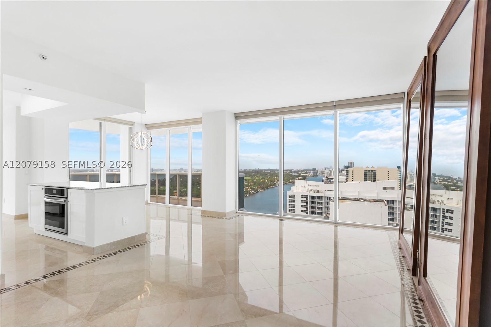 4779 Collins Ave #2707, Miami Beach FL 33140