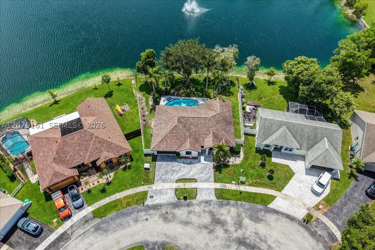 15056 SW 10th St, Sunrise FL 33326