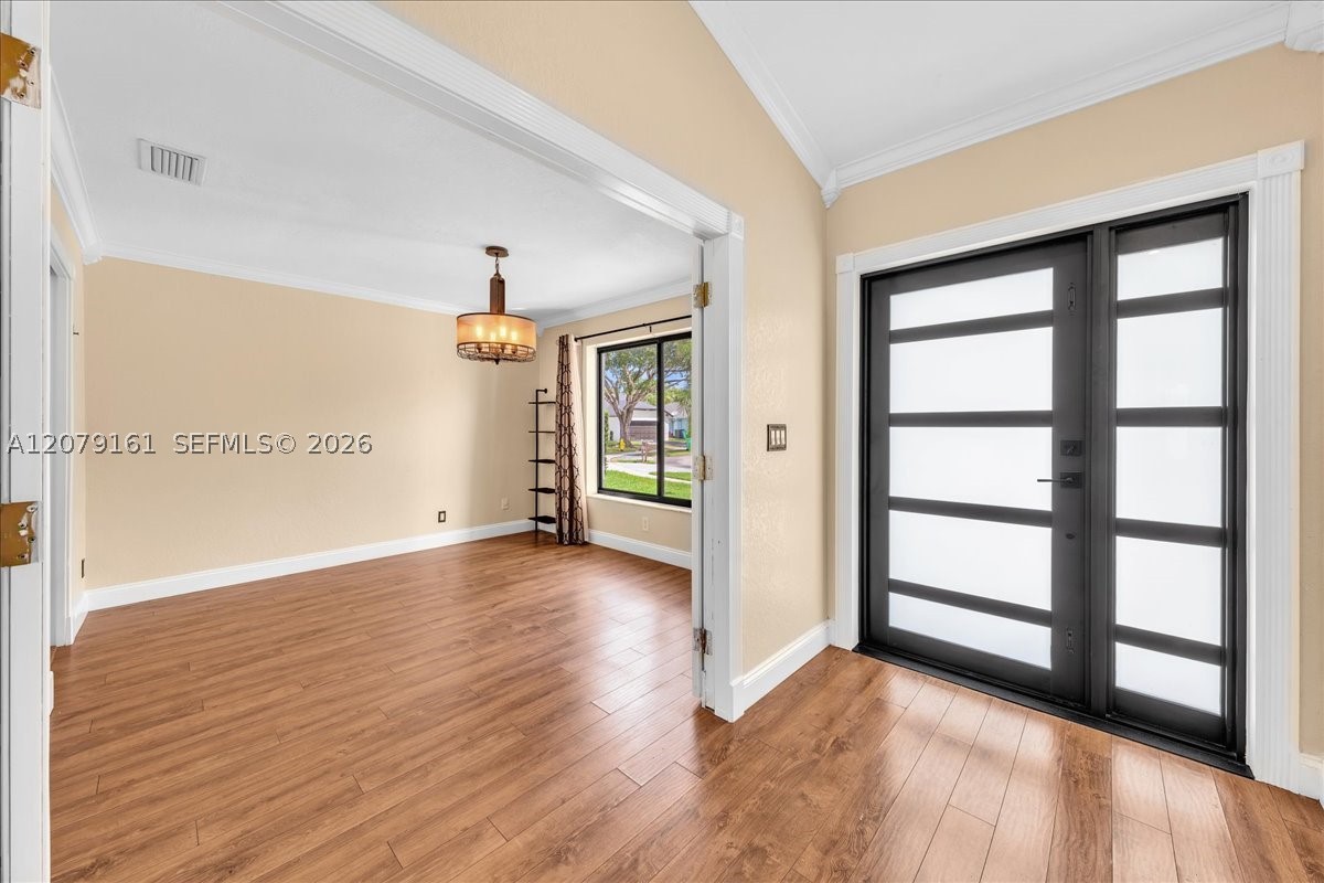 15056 SW 10th St, Sunrise FL 33326