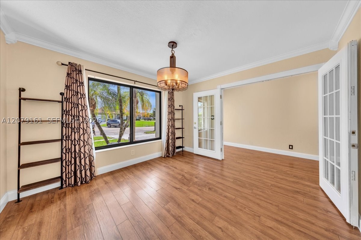 15056 SW 10th St, Sunrise FL 33326