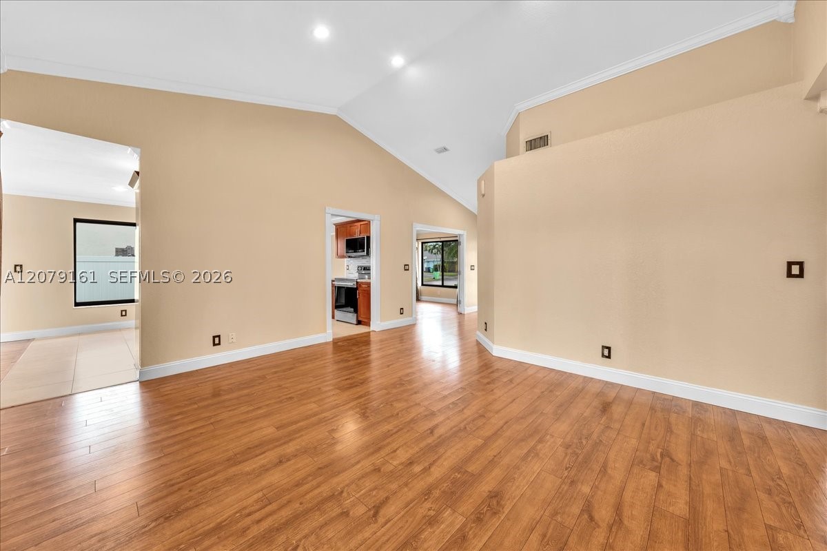 15056 SW 10th St, Sunrise FL 33326
