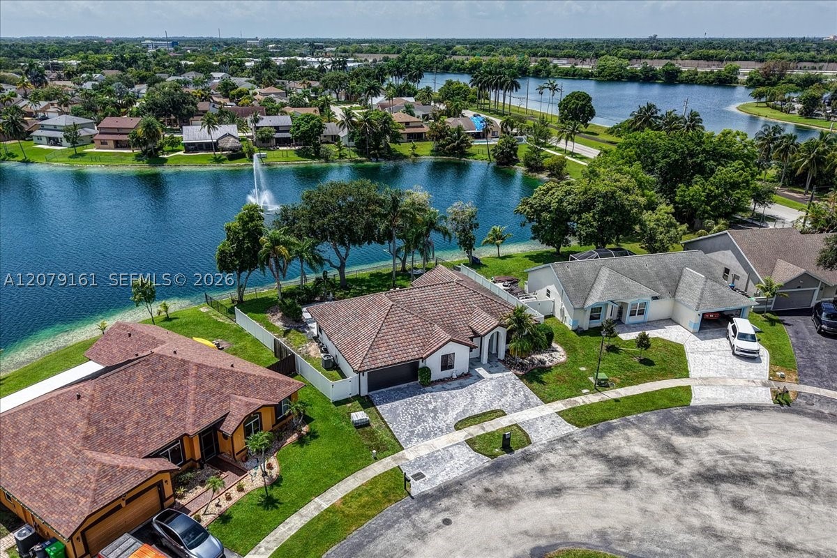 15056 SW 10th St, Sunrise FL 33326