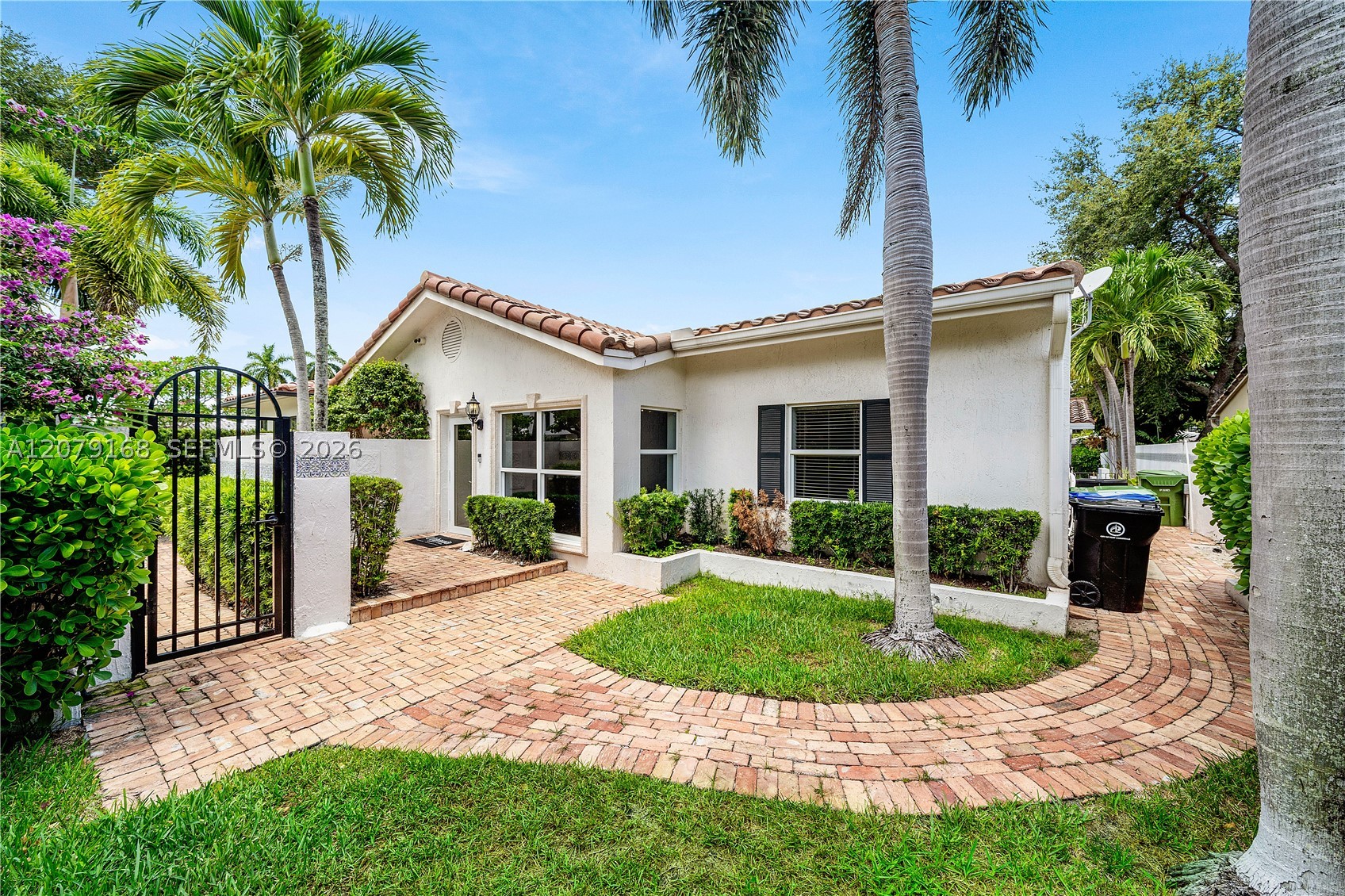 1015 SE 11th Ct, Fort Lauderdale FL 33316