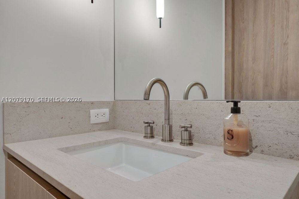 5831 Alton Rd, Miami Beach FL 33140