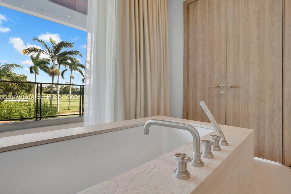 5831 Alton Rd, Miami Beach FL 33140