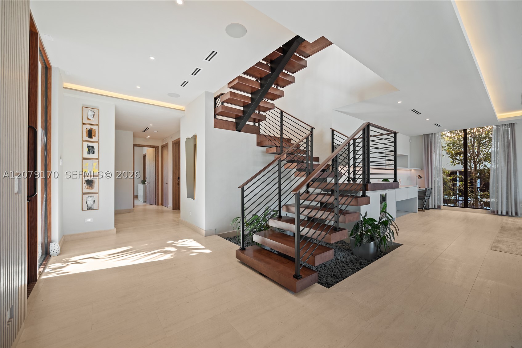 5831 Alton Rd, Miami Beach FL 33140
