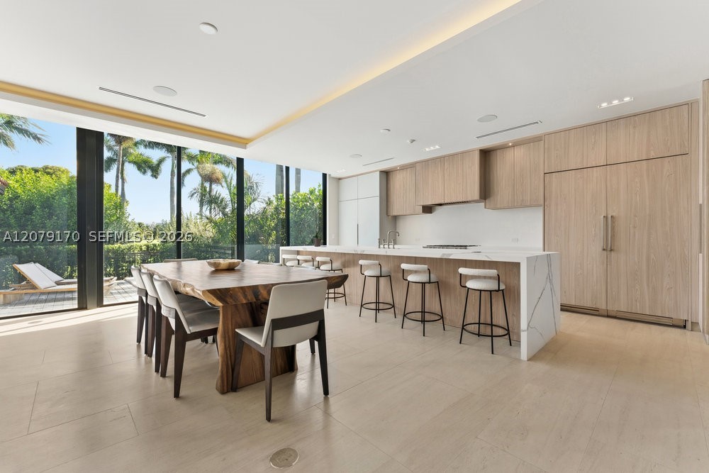 5831 Alton Rd, Miami Beach FL 33140