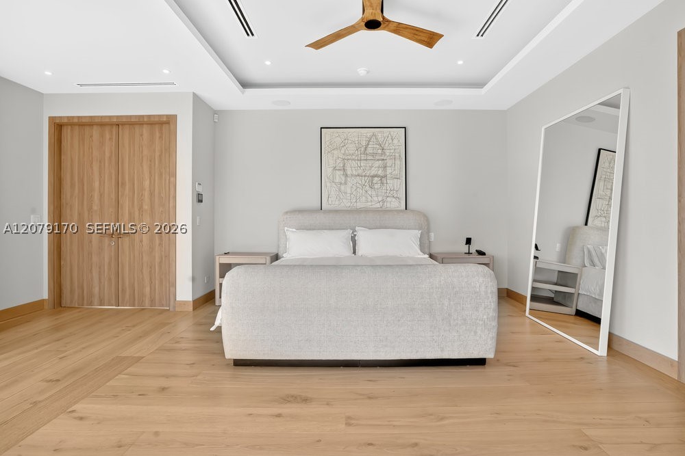 5831 Alton Rd, Miami Beach FL 33140