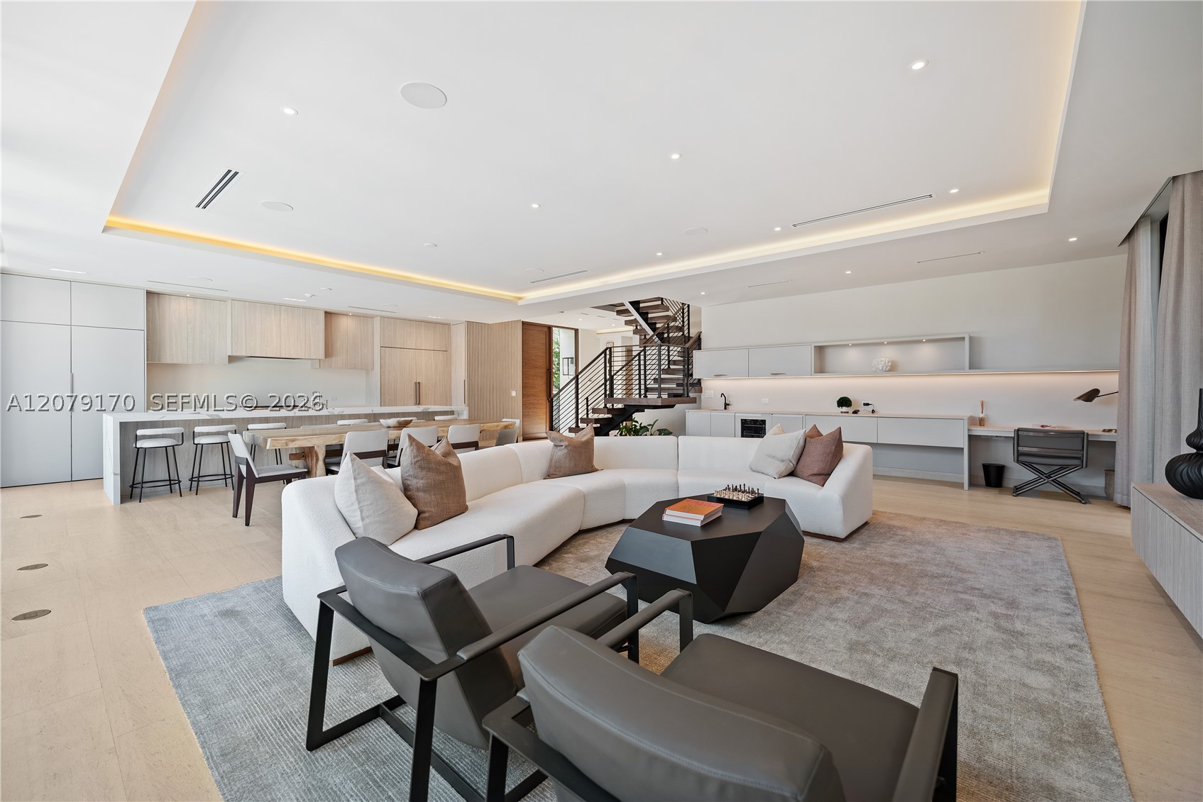 5831 Alton Rd, Miami Beach FL 33140