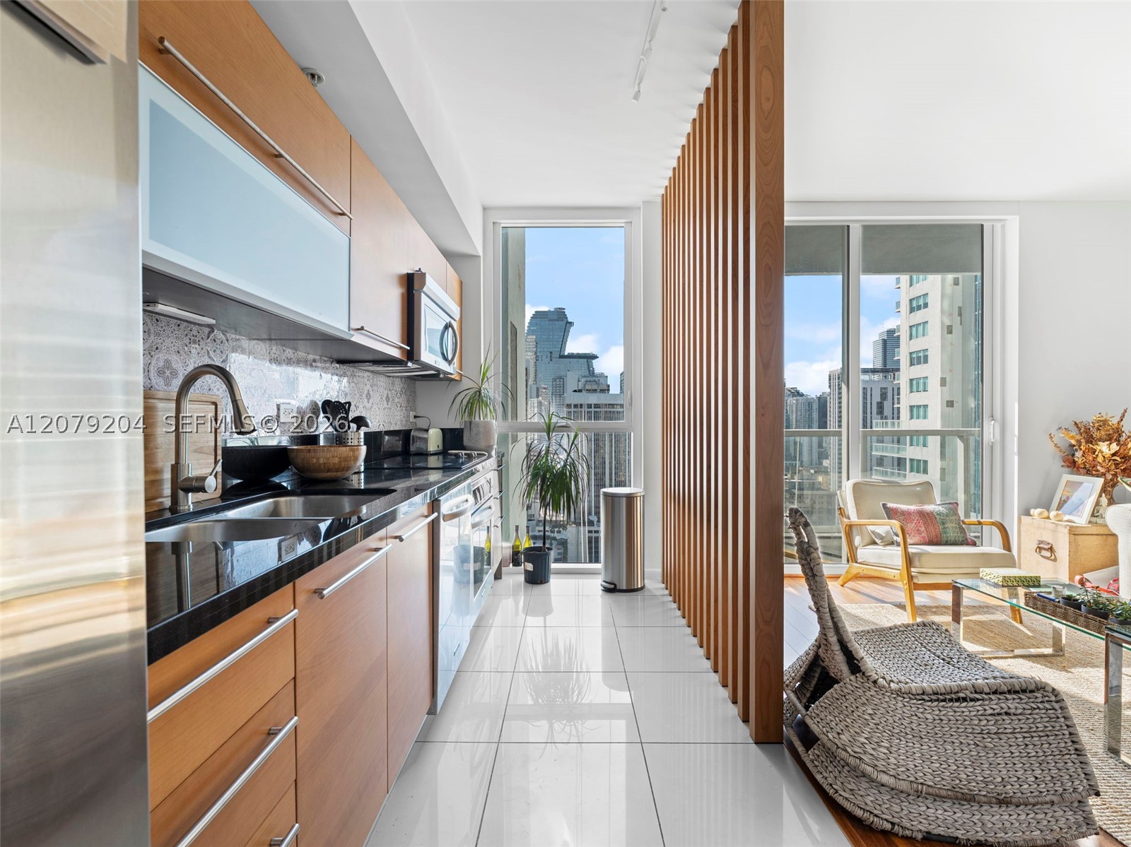 244 Biscayne Blvd #3105, Miami FL 33132
