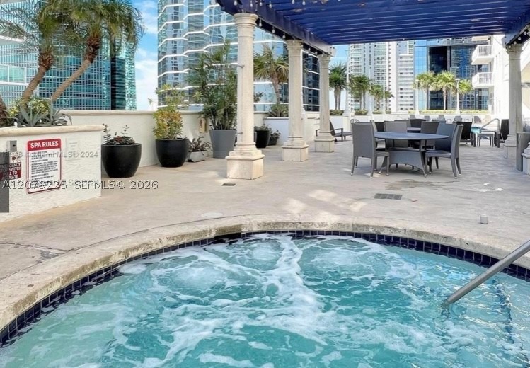 1200 Brickell Bay Dr #3318, Miami FL 33131