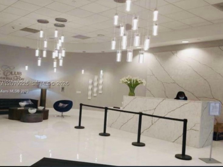1200 Brickell Bay Dr #3318, Miami FL 33131