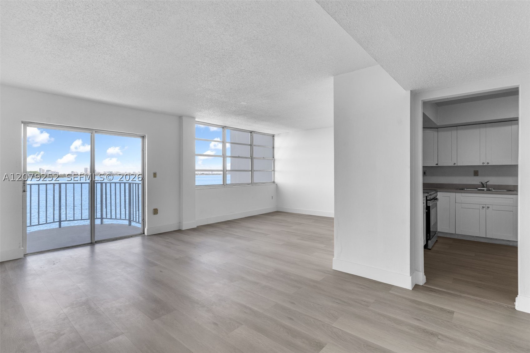 11930 N Bayshore Dr #704, North Miami FL 33181