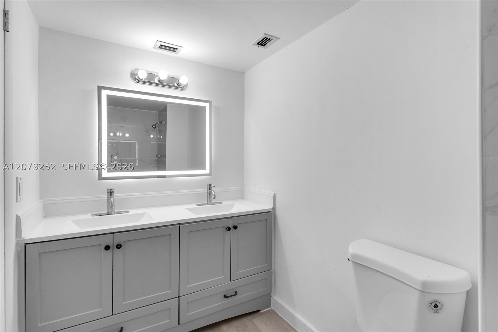11930 N Bayshore Dr #704, North Miami FL 33181