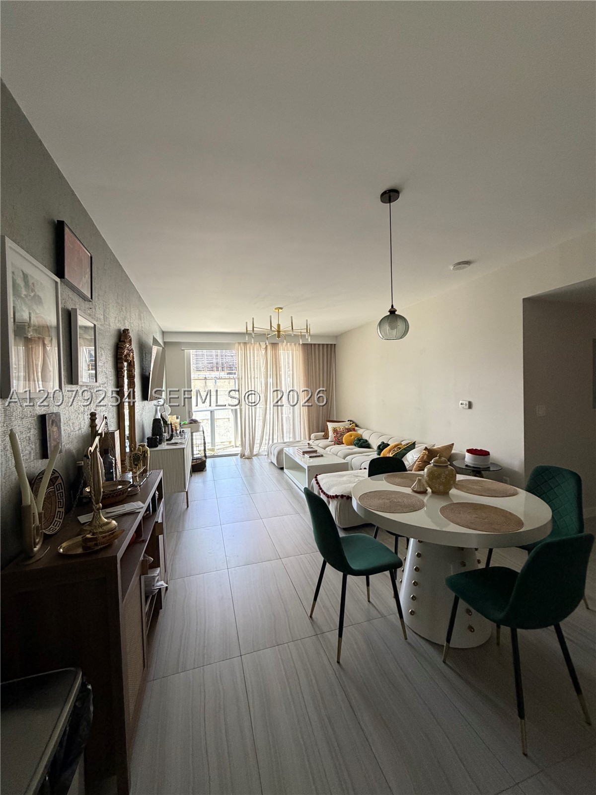 1010 SW 2nd Ave #1601, Miami FL 33130