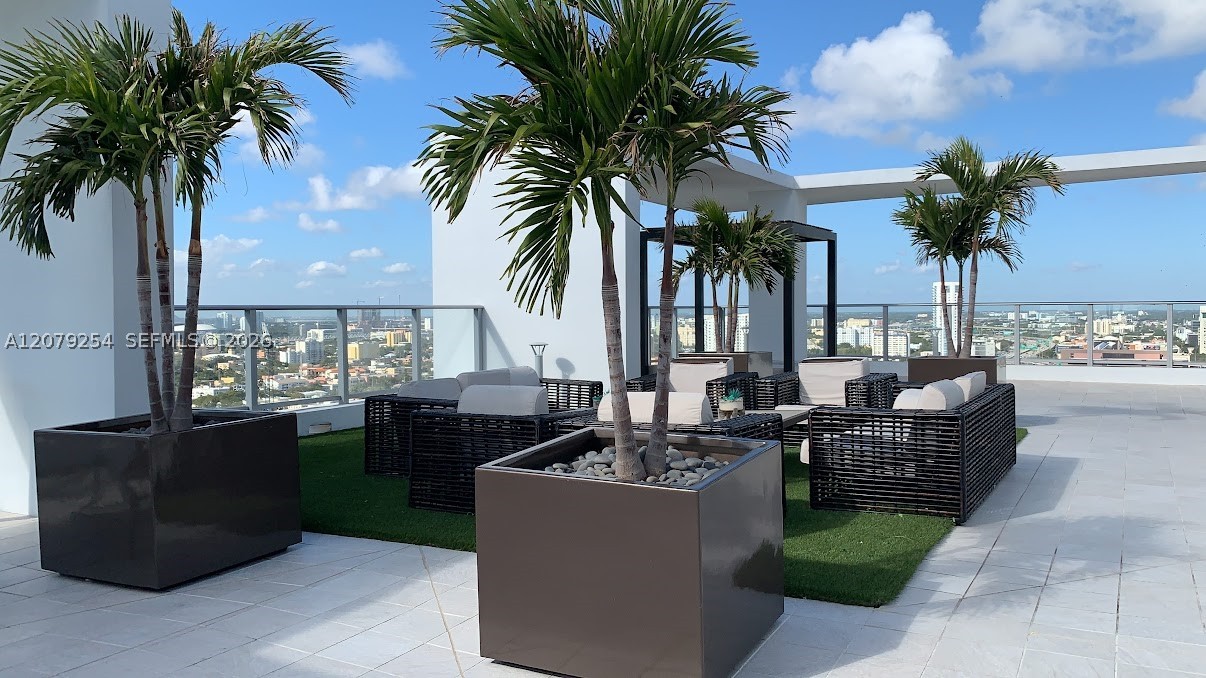 1010 SW 2nd Ave #1601, Miami FL 33130