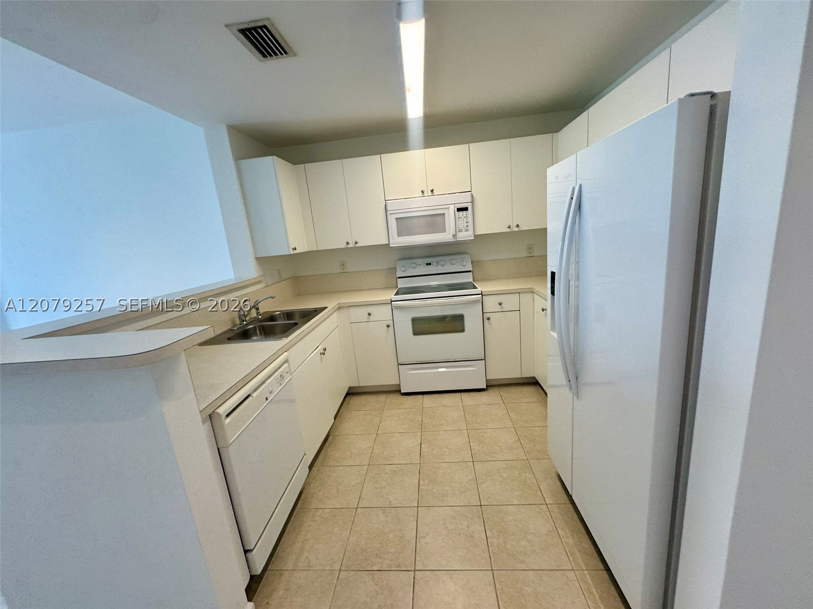 10 Aragon Ave #1008, Coral Gables FL 33134