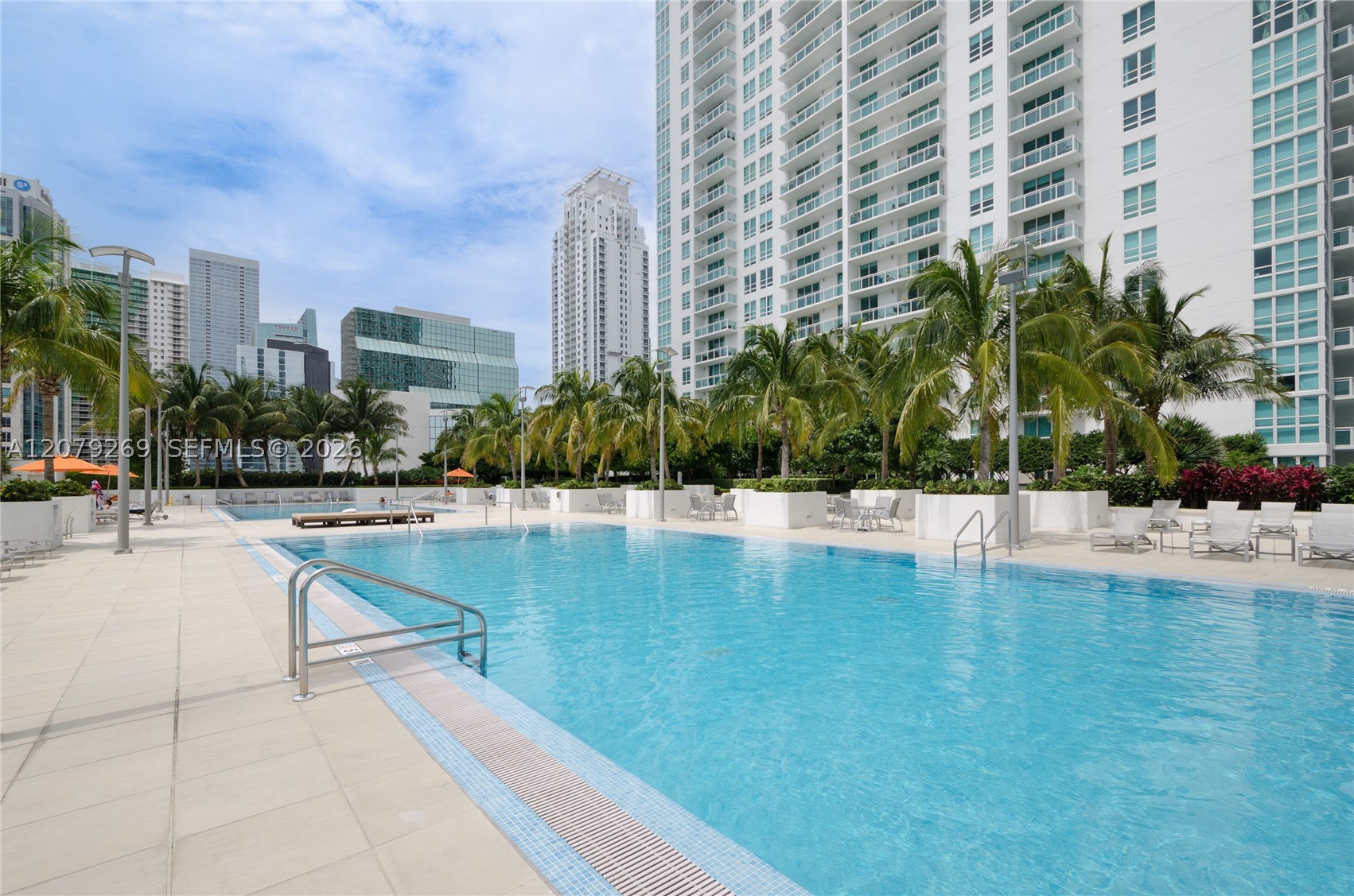 950 Brickell Bay Dr #2304, Miami FL 33131