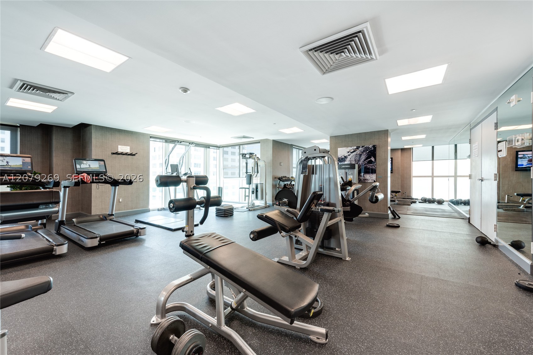 950 Brickell Bay Dr #2304, Miami FL 33131