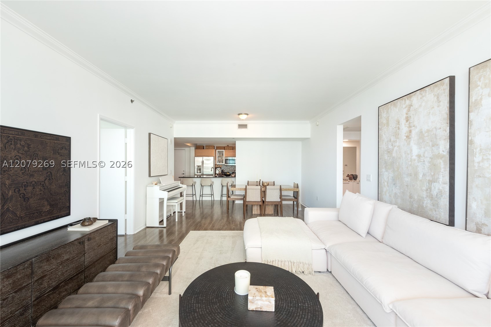 950 Brickell Bay Dr #2304, Miami FL 33131
