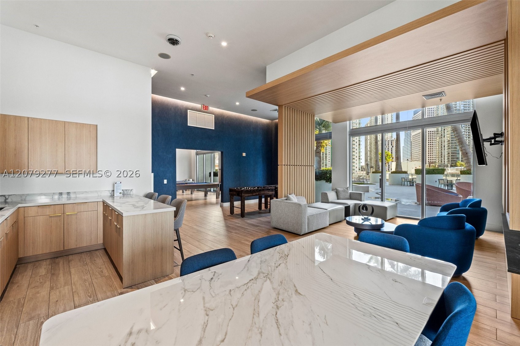 90 SW 3rd St #1506, Miami FL 33130