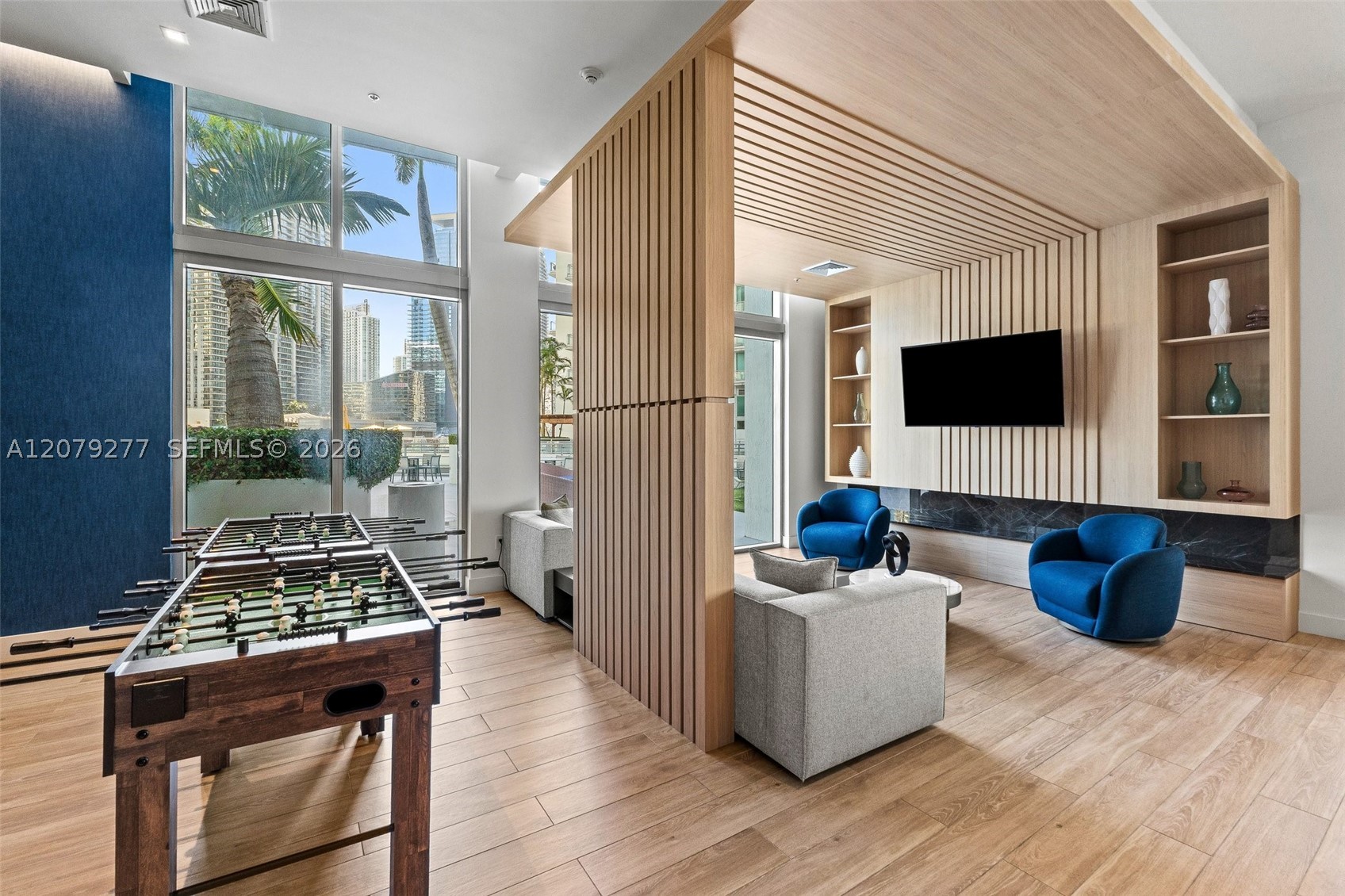 90 SW 3rd St #1506, Miami FL 33130