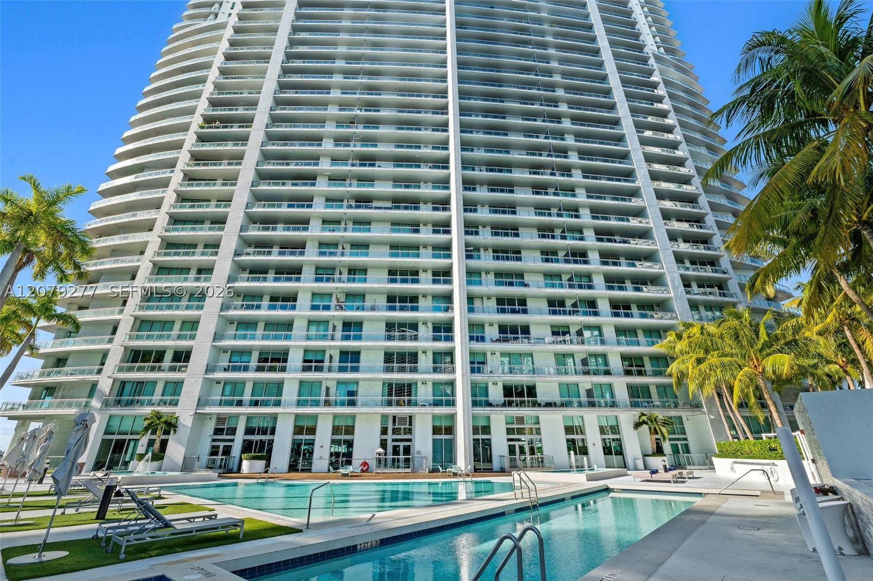 90 SW 3rd St #1506, Miami FL 33130