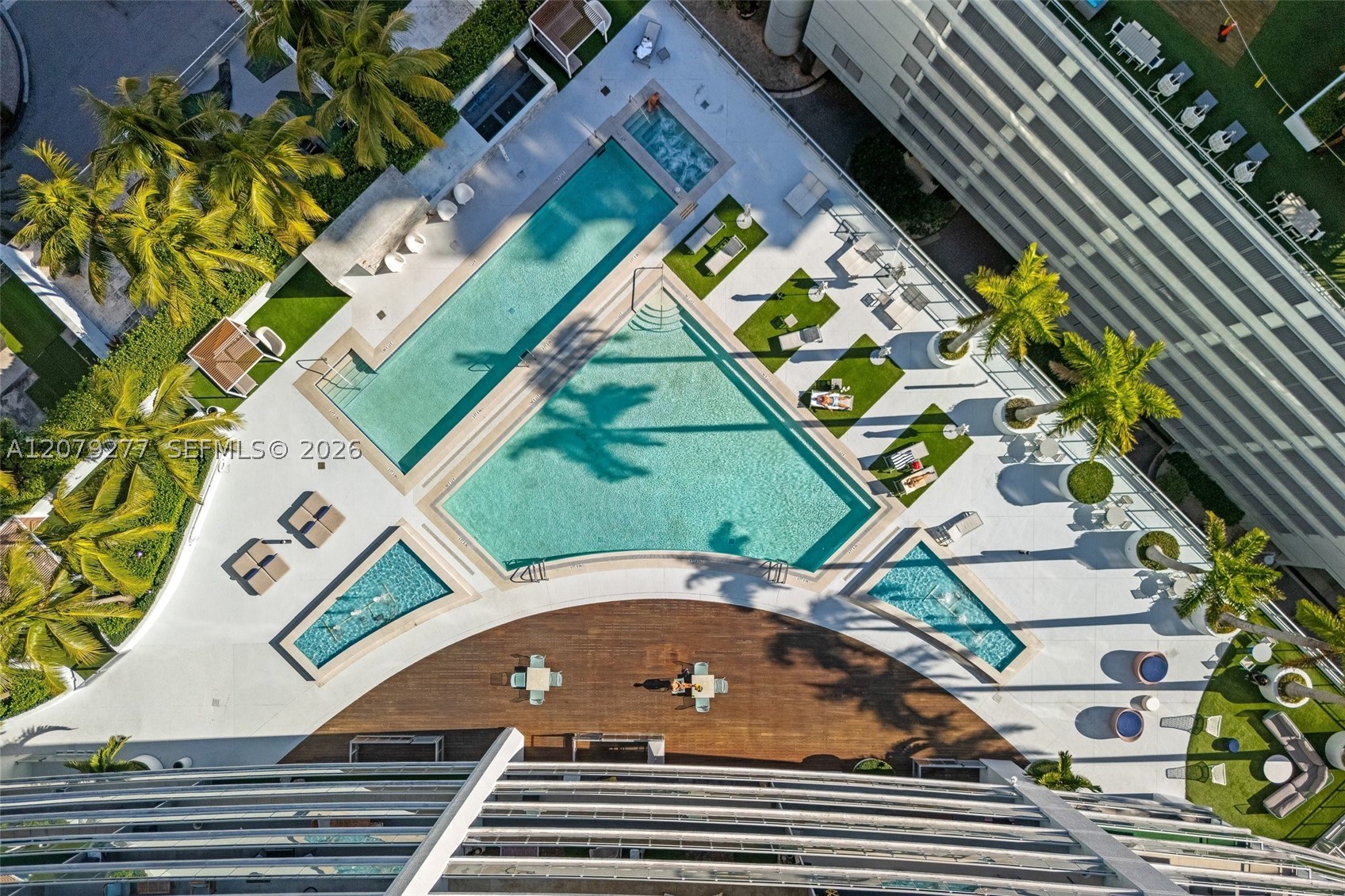 90 SW 3rd St #1506, Miami FL 33130