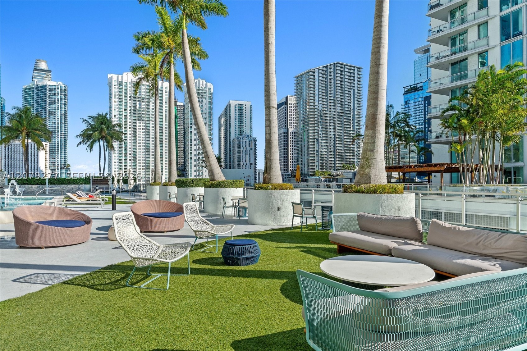 90 SW 3rd St #1506, Miami FL 33130
