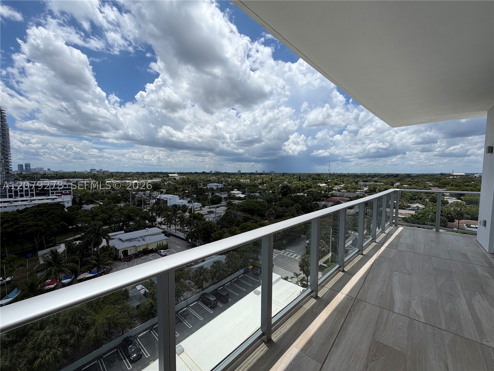 4714 N Flager #903, West Palm Beach FL 33407