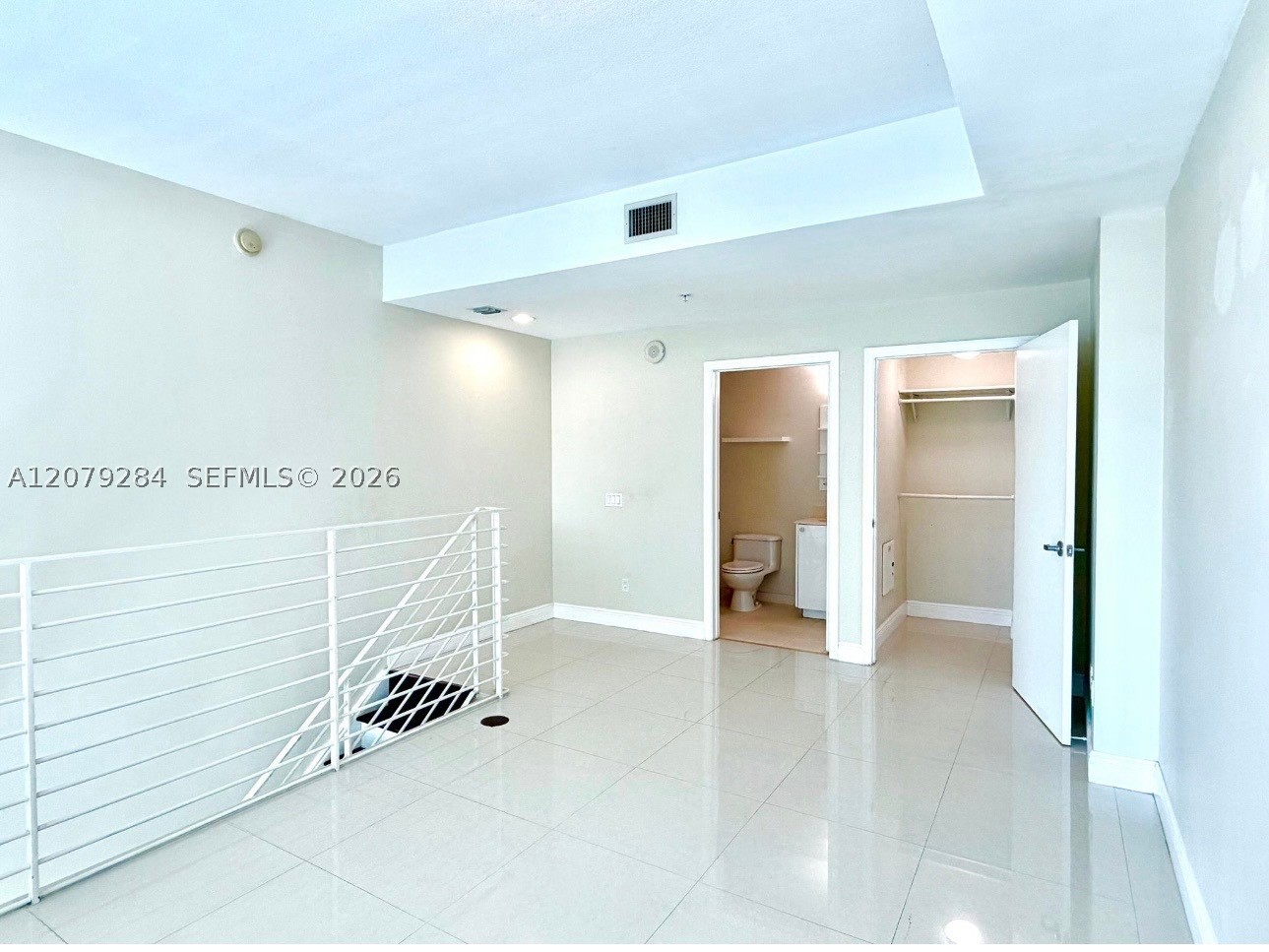 60 SW 13th St #1808, Miami FL 33130