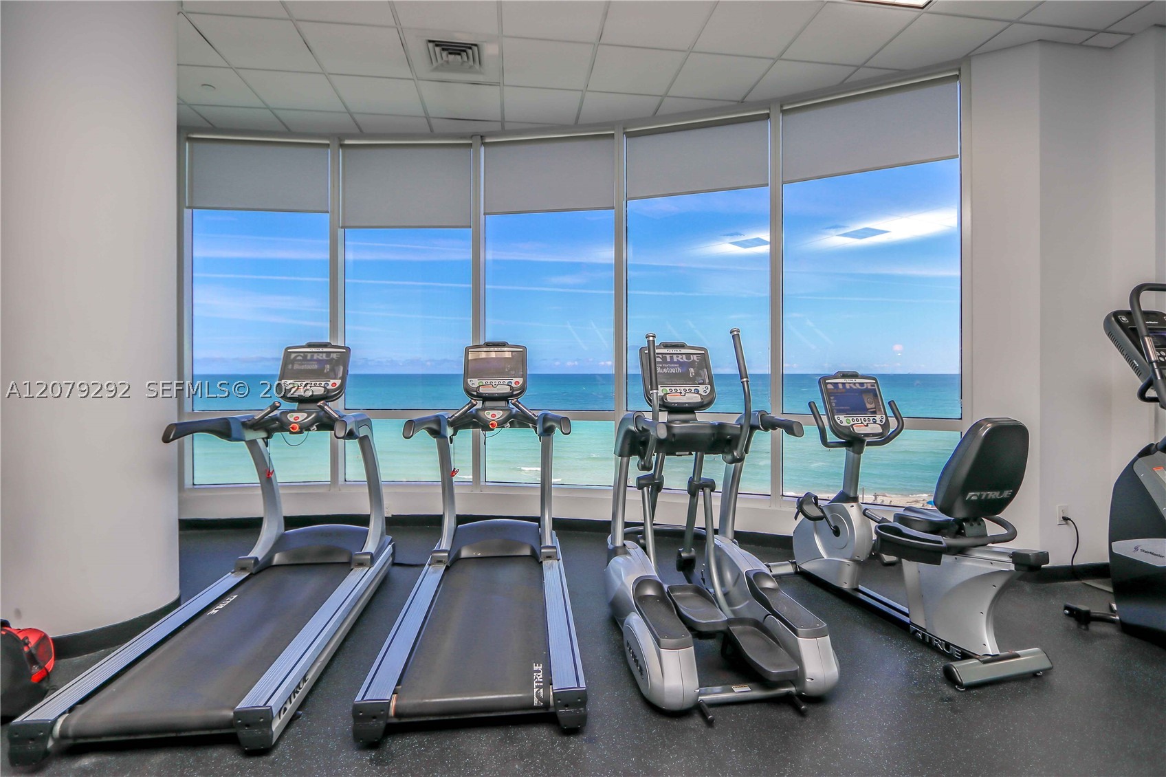 6365 Collins Ave #2401, Miami Beach FL 33141