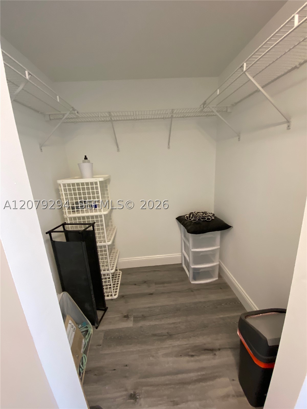 1200 Brickell Bay Dr #2303, Miami FL 33131