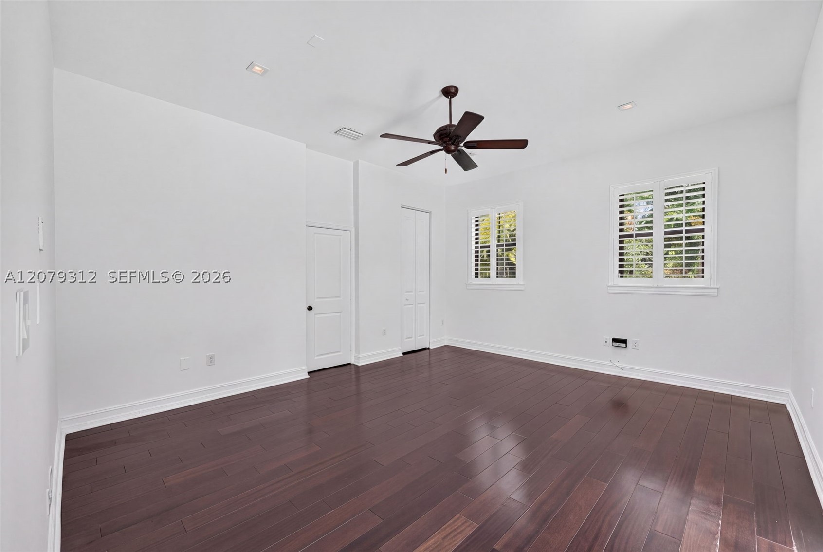 7641 SW 59th Ct, South Miami FL 33143