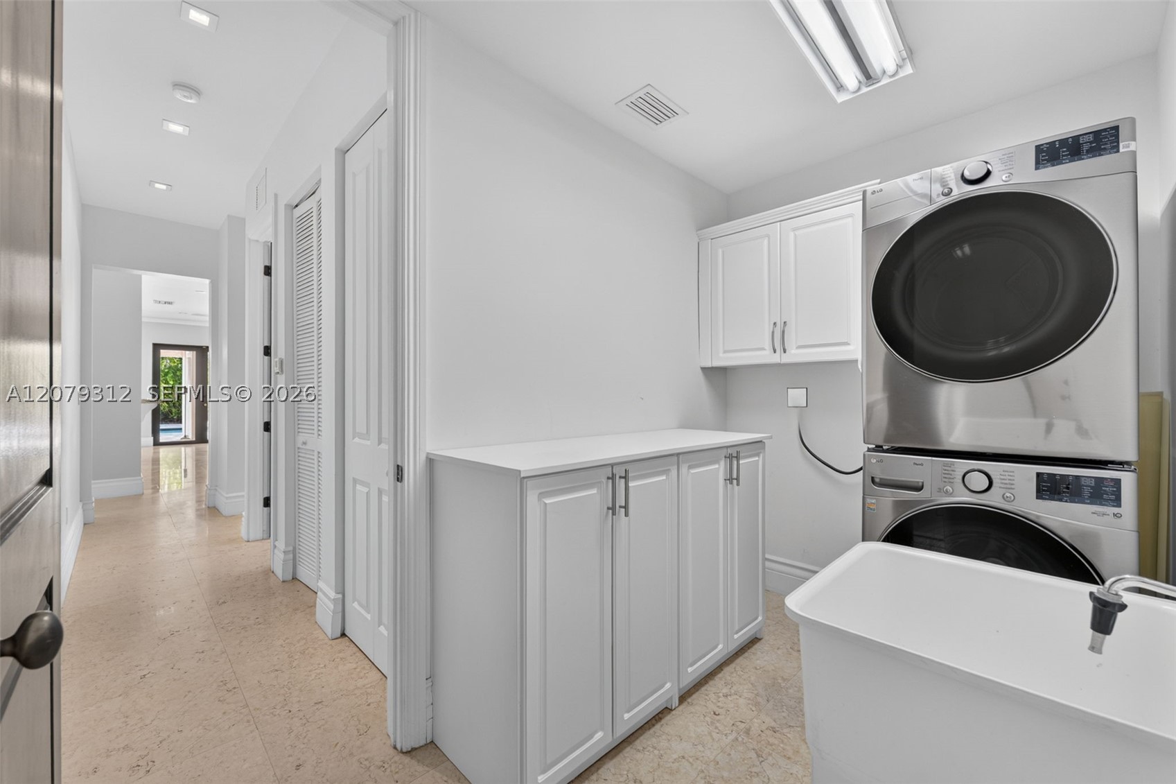 7641 SW 59th Ct, South Miami FL 33143