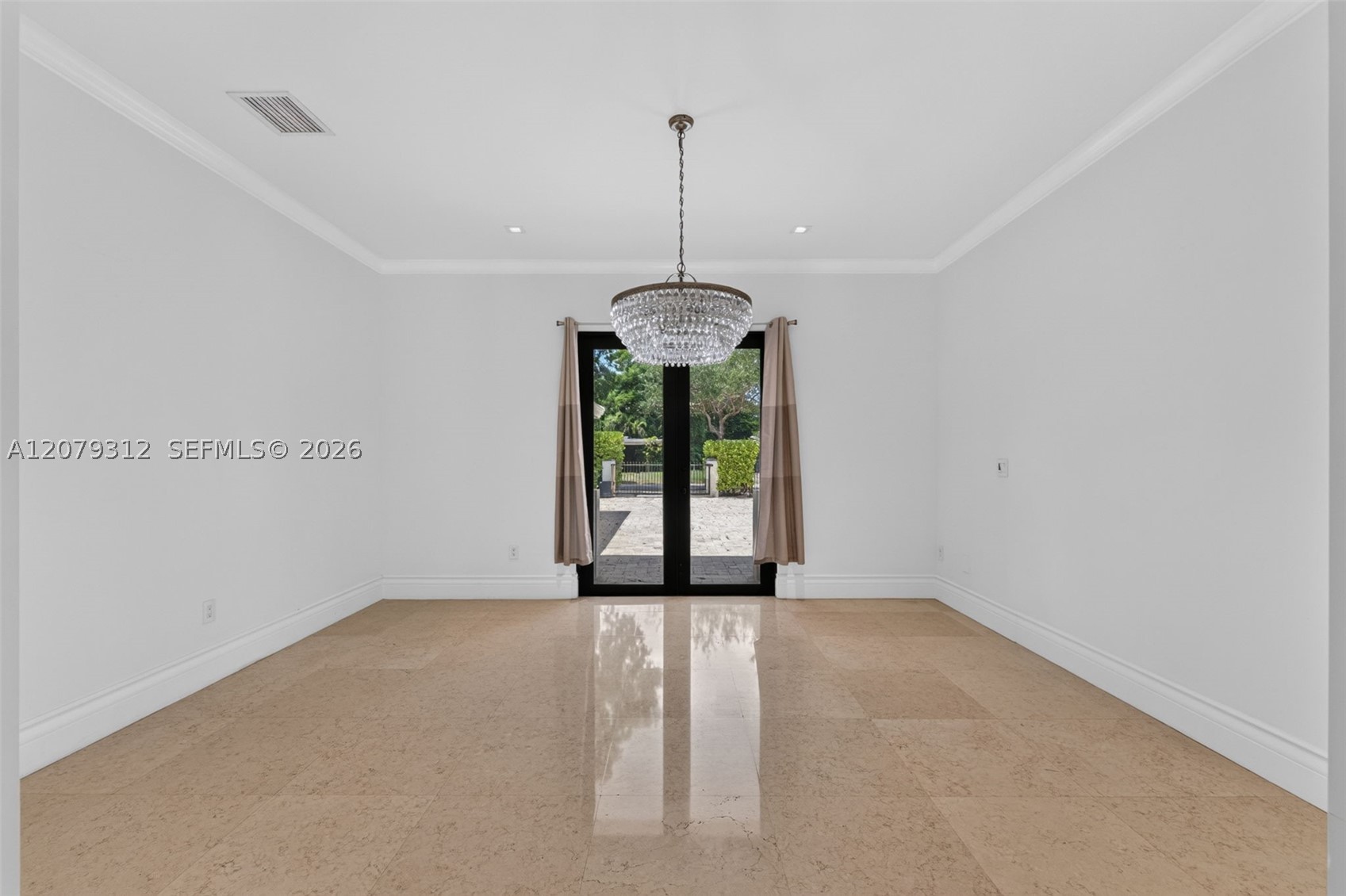 7641 SW 59th Ct, South Miami FL 33143